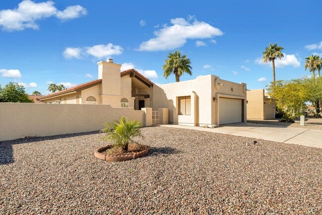 Building Photo - 25826 S Howard Dr
