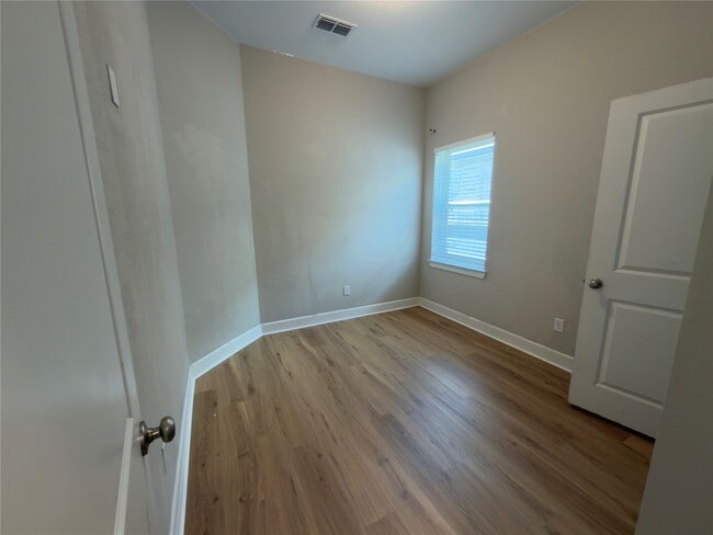 Building Photo - 10727 Bridgeport Path Ct