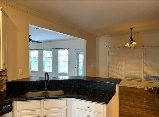 Building Photo - 1507 Cross Breeze Ct