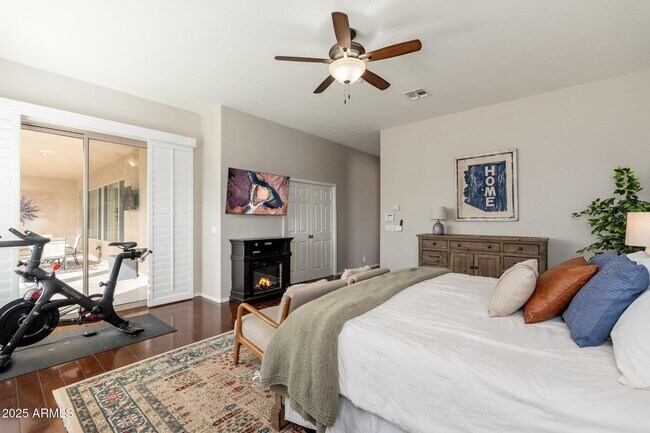 Building Photo - 5712 E Blue Sky Dr