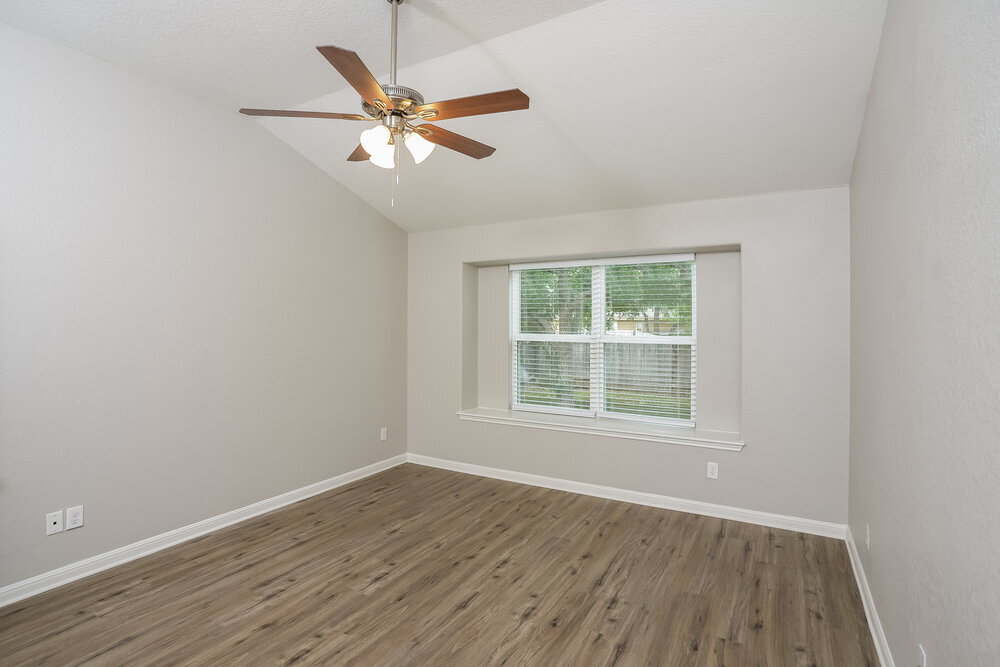 Building Photo - 11822 Woodland Deer