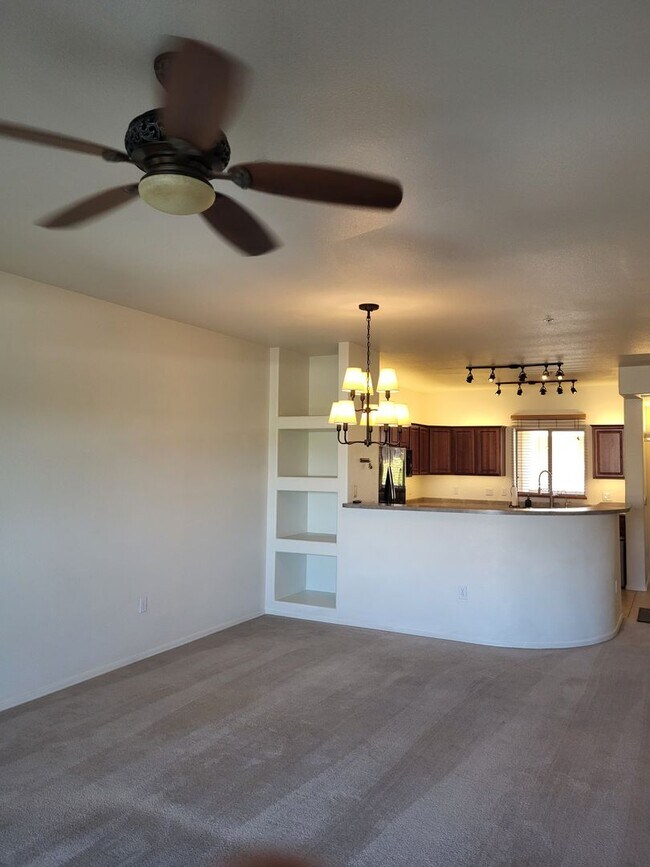 Building Photo - Unfurnished Resort Like Condo available No...