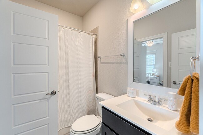 Building Photo - 25403 Angelwood Springs Ln