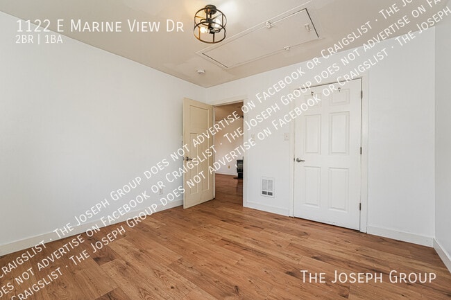 Building Photo - 1122 E Marine View Dr