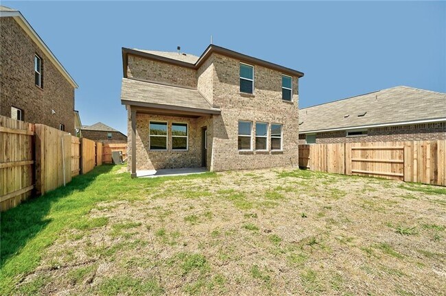 Building Photo - 806 Pepperbark Loop