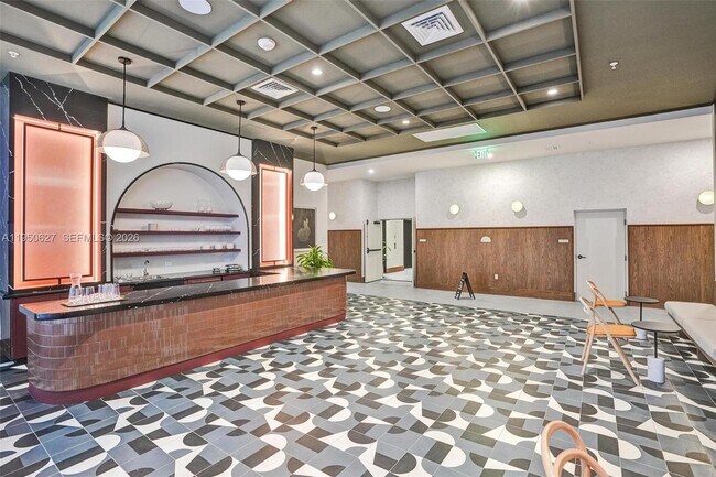 Building Photo - 11 NE 6th St