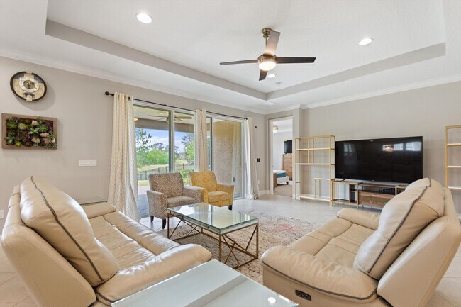 Building Photo - 994 Victoria Hills Dr S
