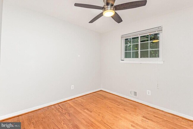 Building Photo - 8411 Derby Ct