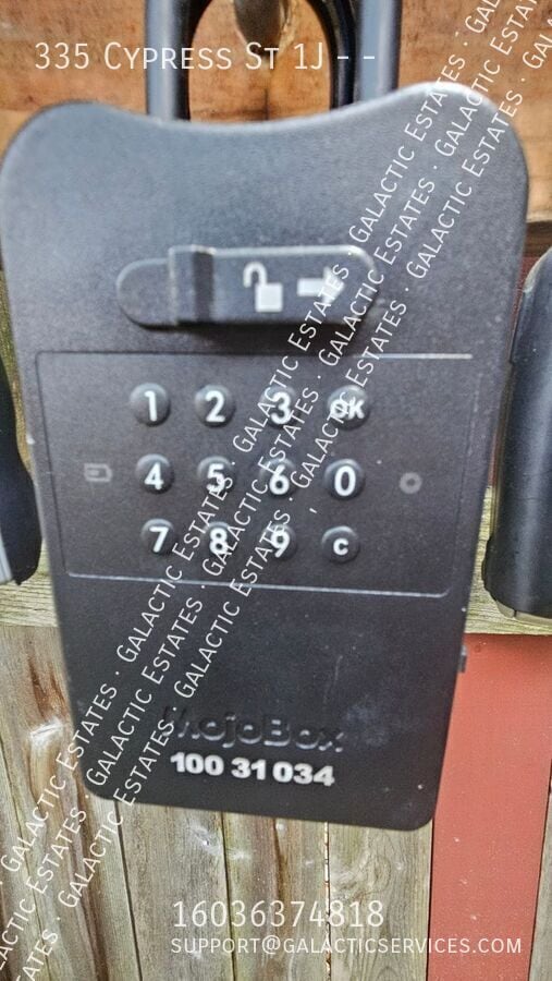 Building Photo - 335 Cypress St