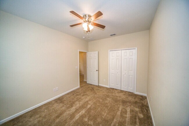 Building Photo - Great Rental in Kingsmill!