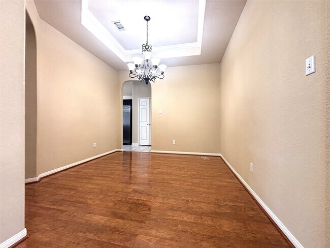 Building Photo - 19123 Center Park Dr