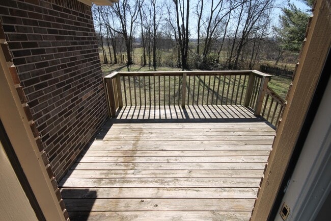 Building Photo - 219 Hunter Dr
