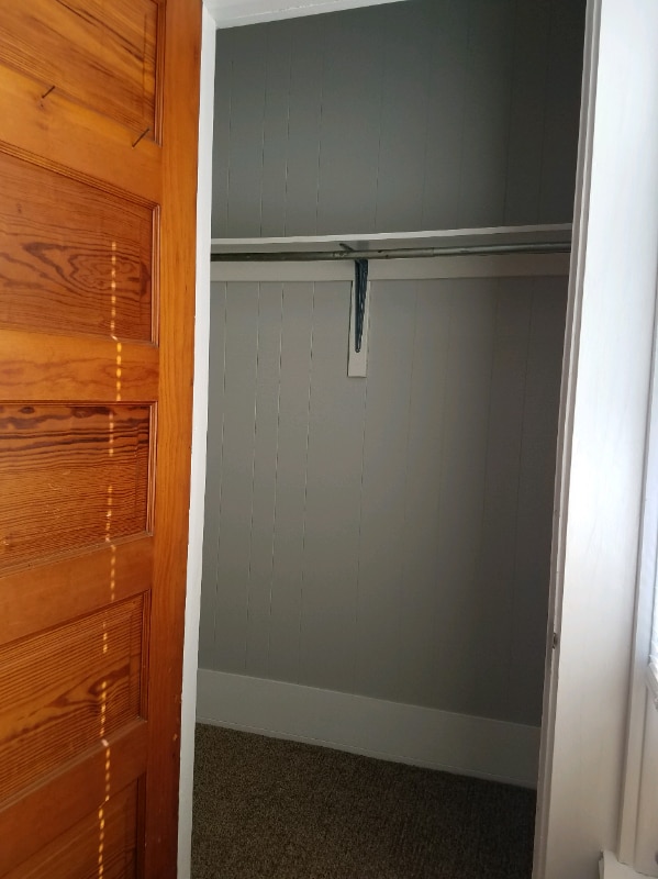 Building Photo - 225 1/2 E Findlay St