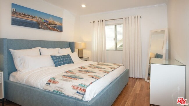 Building Photo - 2101 Ocean Ave