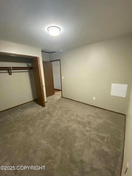 Building Photo - 11401 Heritage Ct