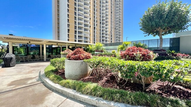 Building Photo - 2-BED/2-BATH AVAILABLE AT NAURU TOWER near Ala Moana!! (HONOLULU)