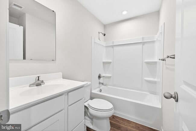 Building Photo - 6364 Pebblebrook Dr