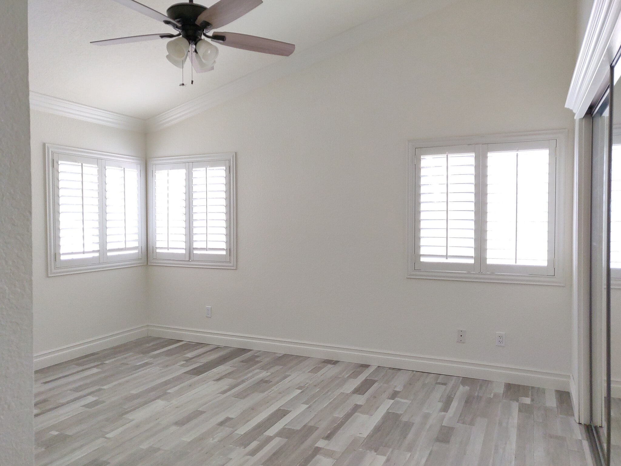 Master bedroom_2 - 3124 Oakview Ln