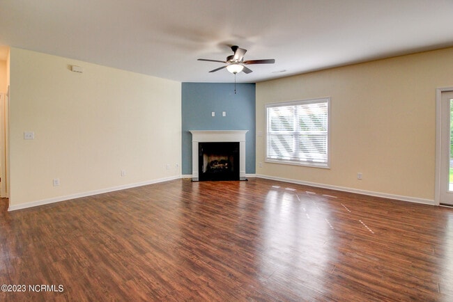 Building Photo - 262 Independence Blvd