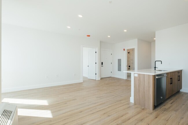 Building Photo - 67 Dr Martin Luther King Jr Blvd