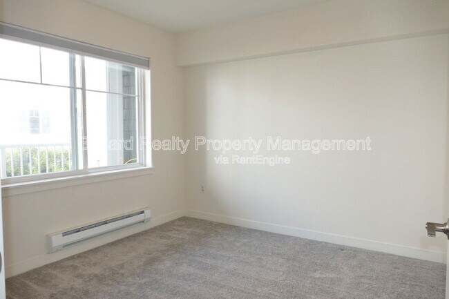 Building Photo - 1545 NW 57th St