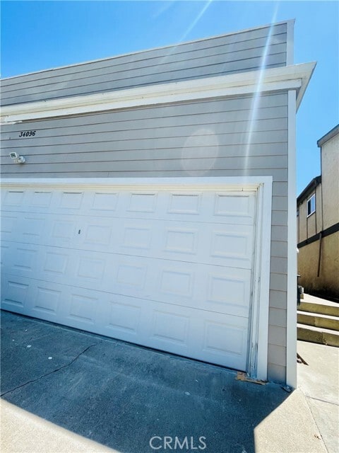 Building Photo - 34096 Alcazar Dr