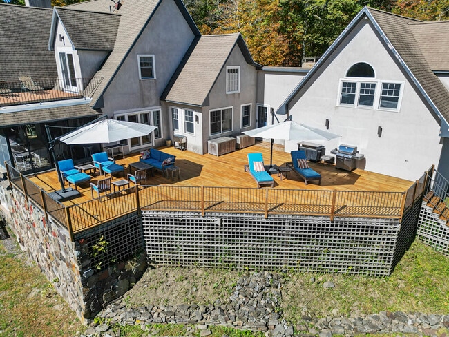 Building Photo - 36 Millard Rd