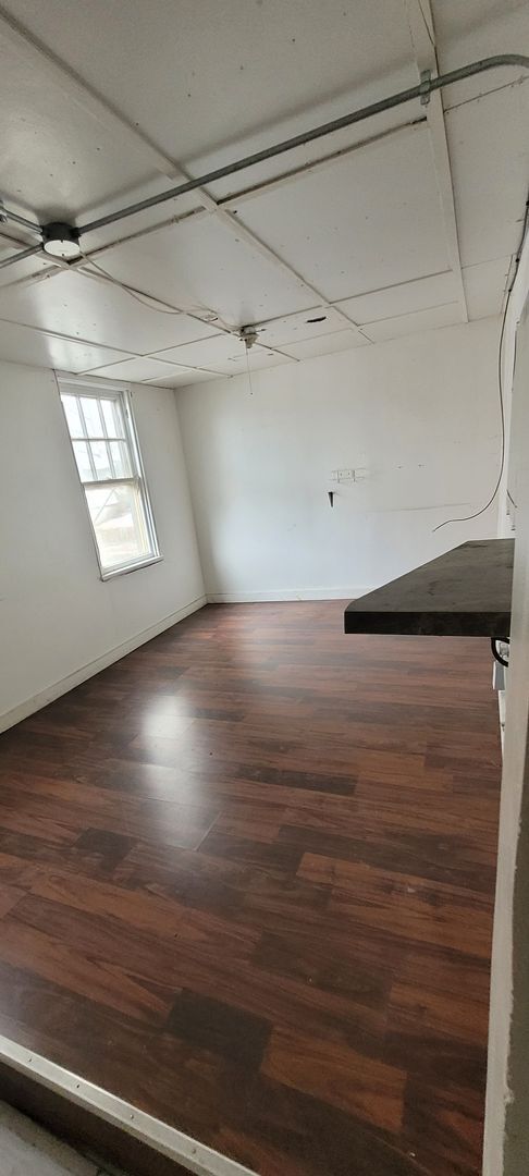 Building Photo - Commercial RENTAL