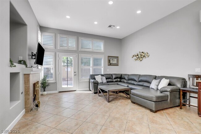 Building Photo - 7855 Windward Rd