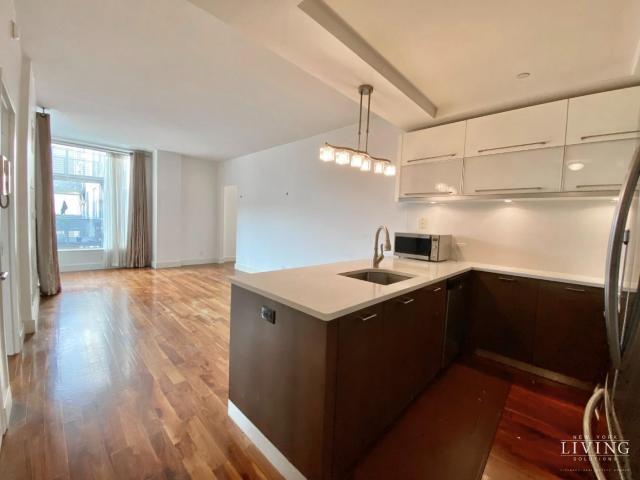 Building Photo - 2 bedroom in Brooklyn NY 11211