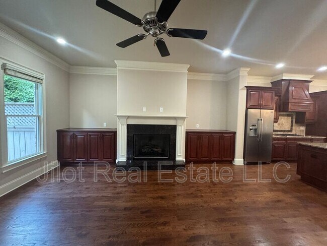 Building Photo - 3134 Chestnut Woods Dr