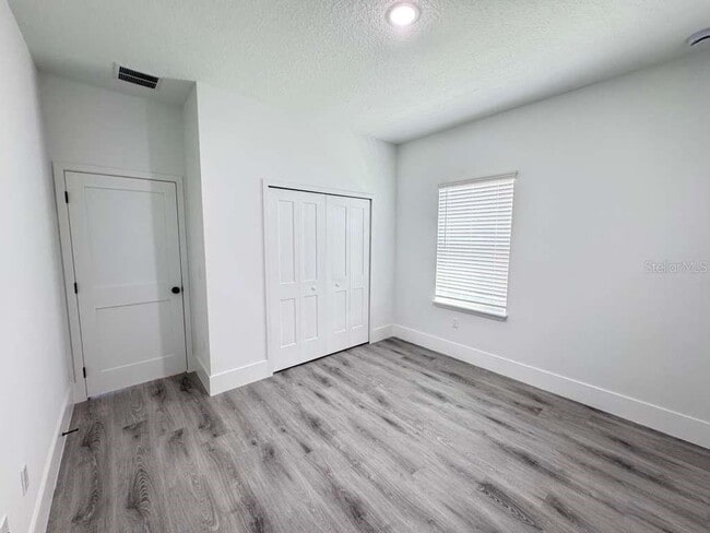 Building Photo - 3741 W Forest Dr