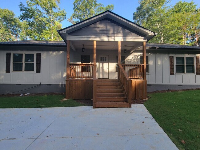 Building Photo - Build to Rent 4 Bdrm Lake Access - Open Ho...