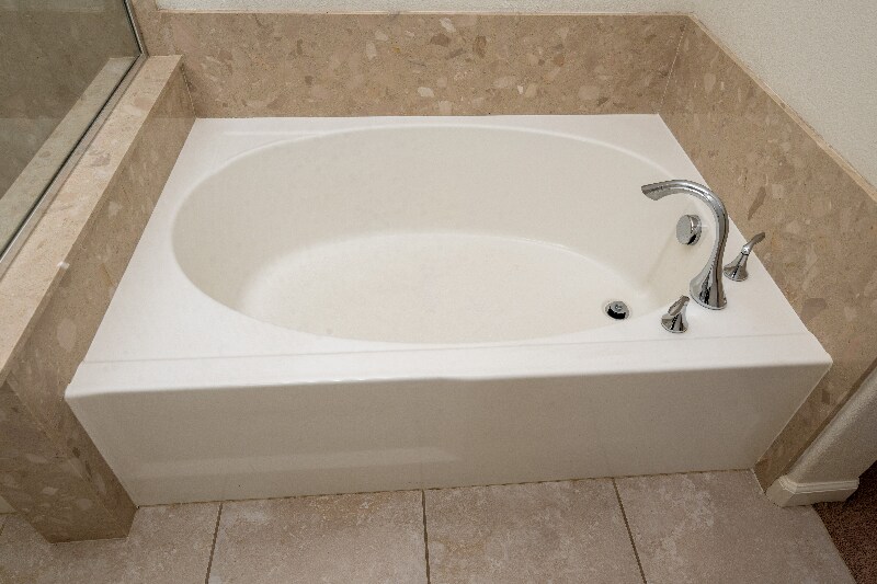 Building Photo - 859 Gary Lee King Common