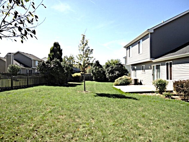Building Photo - 21827 W Judith Ct
