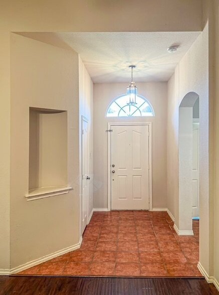 Building Photo - 3805 Brandywine Ln