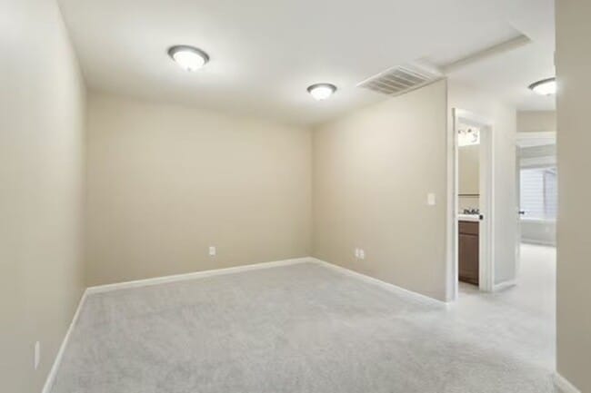 Building Photo - 2605 NE 131st Ct
