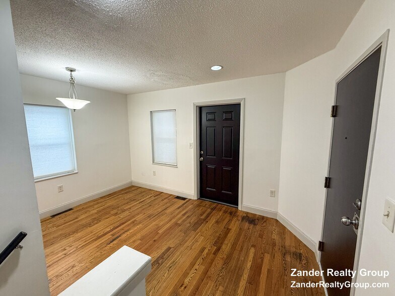 Building Photo - 250 Dudley St