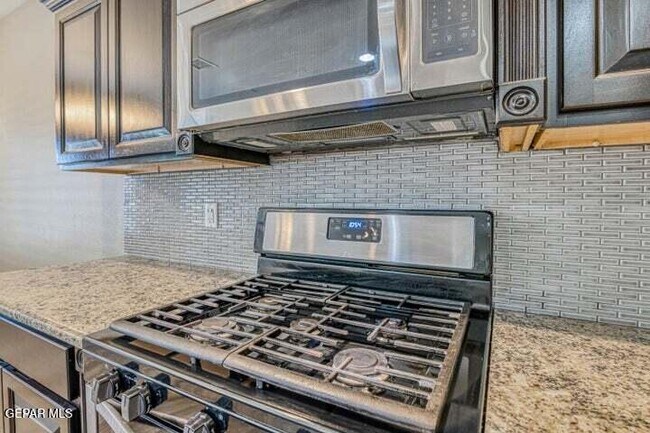 Building Photo - 13197 Hazy