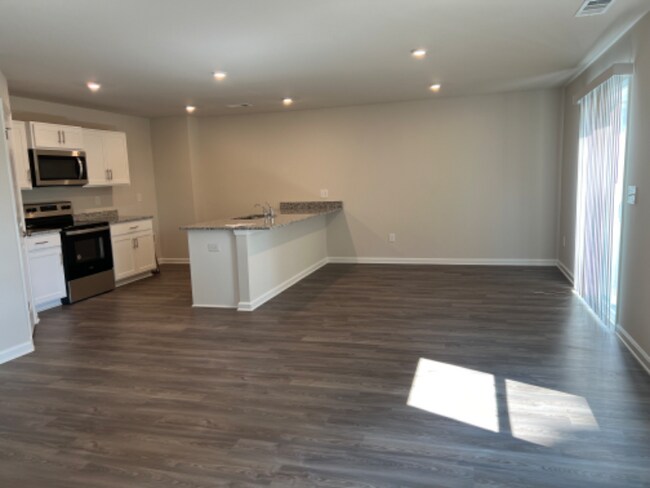 Building Photo - 4119 Garrison Ln