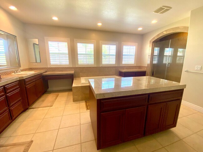 Building Photo - 3603 Fieldview Ct