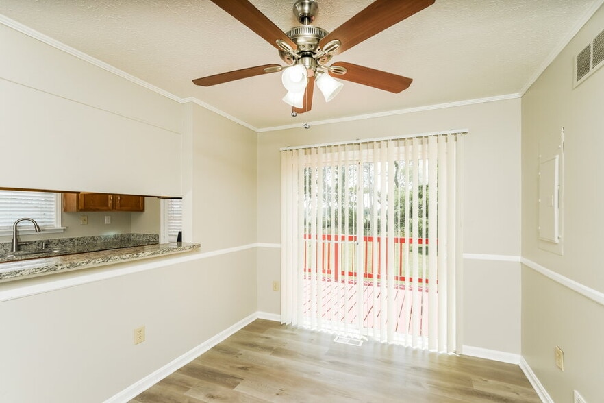 Building Photo - 157 Agin Way