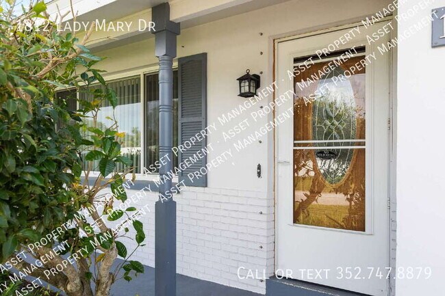 Building Photo - 1812 Lady Mary Dr