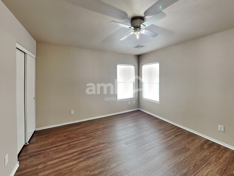 Building Photo - 8834 Promised Land Ave