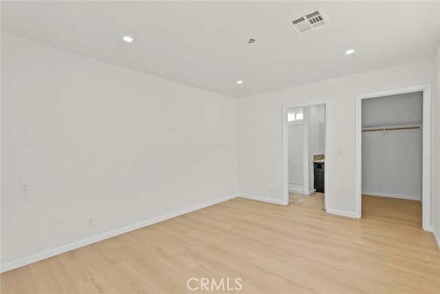 Building Photo - 1138 Lakeview Dr