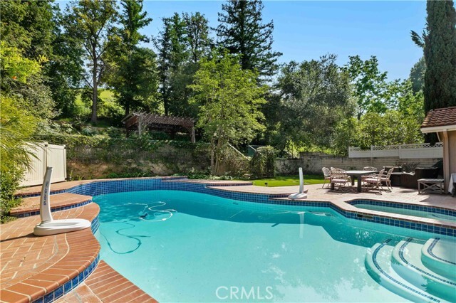 Building Photo - 28820 Calabria Dr