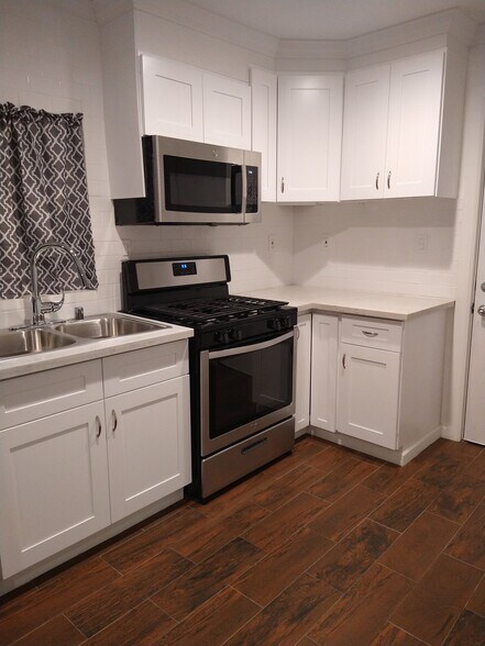 Building Photo - 473 Fort Lewis Dr
