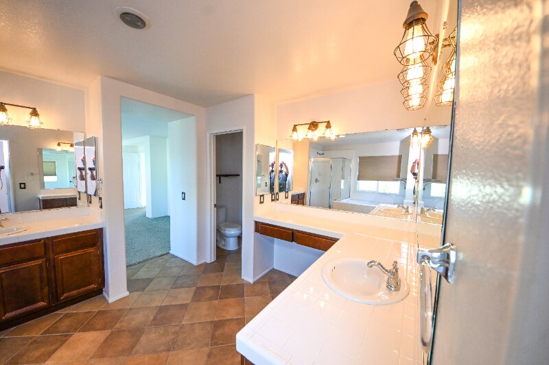 Building Photo - 31643 Serrento Dr