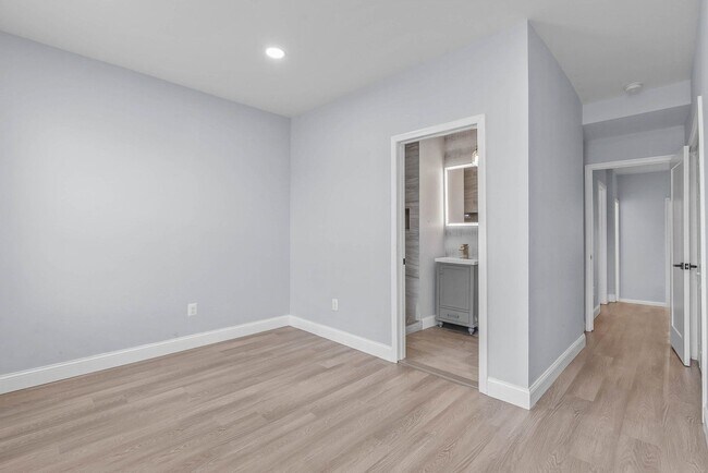 Building Photo - 1521 S 19th St