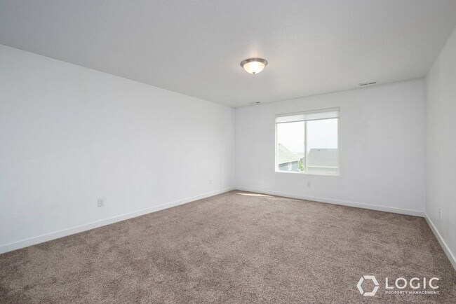 Building Photo - 14817 Pelé Ln